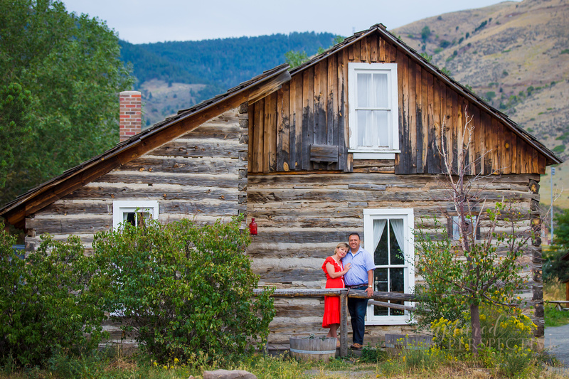 outdoor photography, engagement, couples, wedding, marriage, golden photography