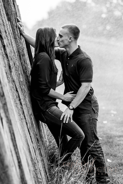 outdoor photography, engagement, couples, wedding, marriage, thornton photography