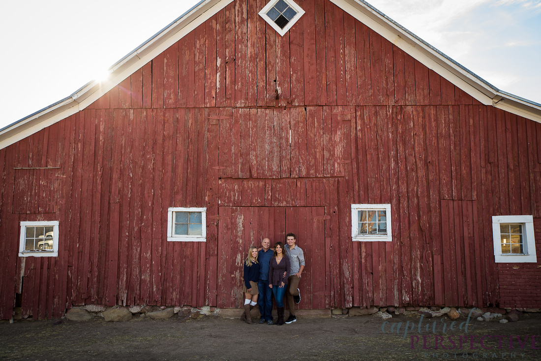 family photos, photographer, family portraits, home from college, parker colorado, 17 mile farm park, portrait photographer