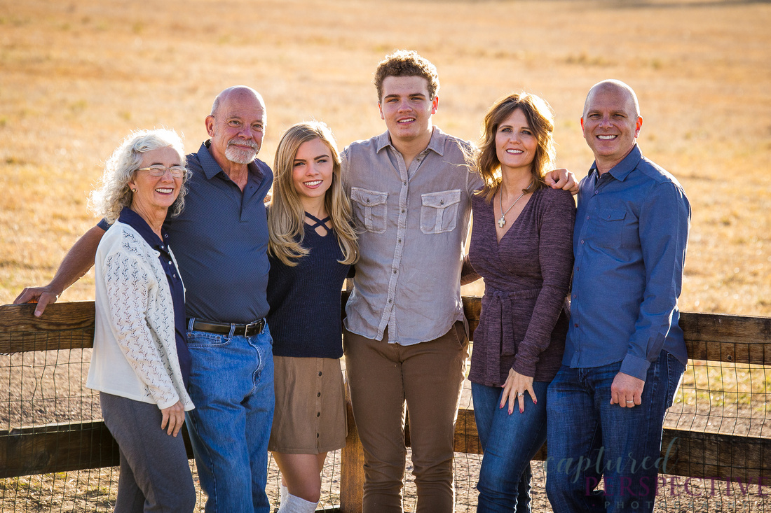 family photos, photographer, family portraits, home from college, parker colorado, 17 mile farm park, portrait photographer