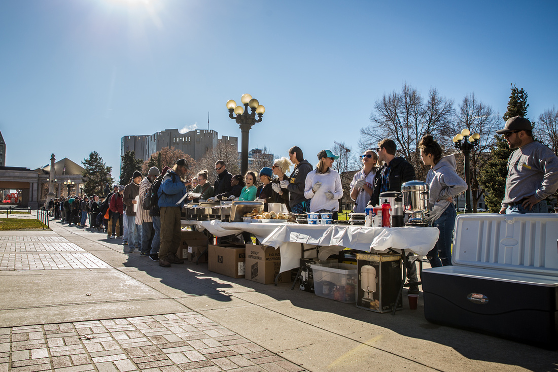 downtown denver, outdoor photography, helping people in need, denver photographer, westminster photographer