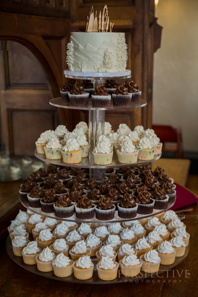 Cupcake tower