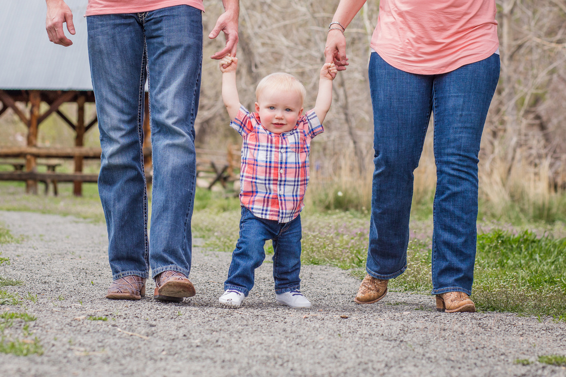 Outdoor family portraits in Golden for Hunter's 1st birthday and smash cake photos